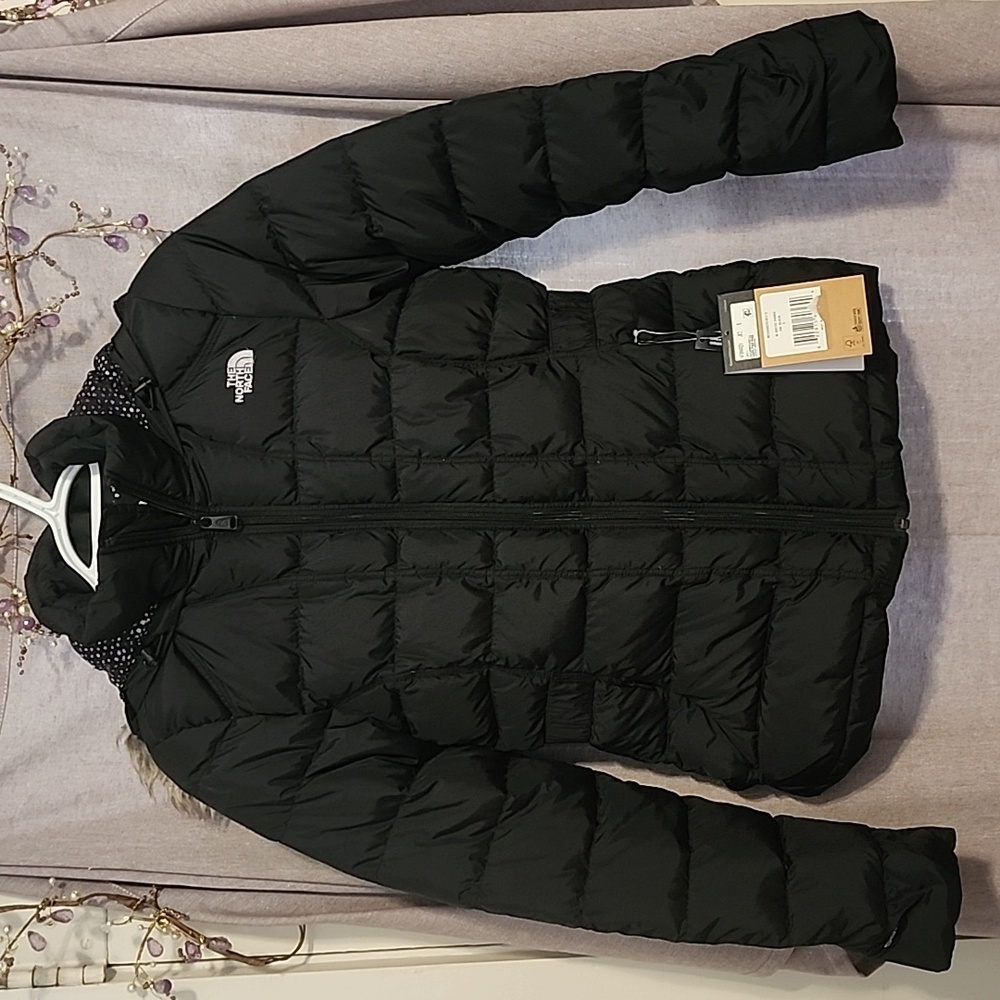 NWT North Face Arctic Puffer Parka!  Black, 550 down fill womens sz xs